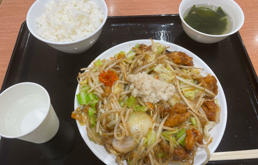 ベジ郎の肉野菜炒め定食