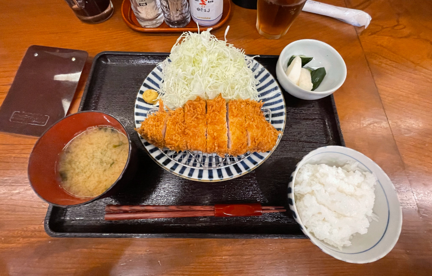 ロースカツ定食