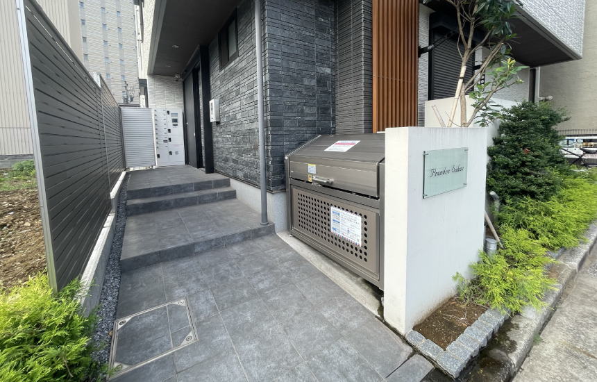 入口
