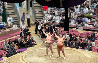北勝富士の断髪式